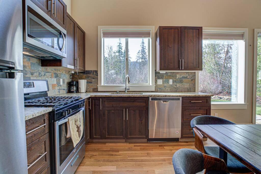 Newly Built Modern Chalet Duplex - 1 Mount Hood Village 외부 사진